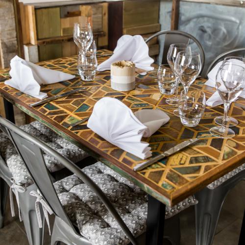 OQG RESTAURANT- PLAINE DES CAFRES - RÉUNION/ TABLE DRESSÉE