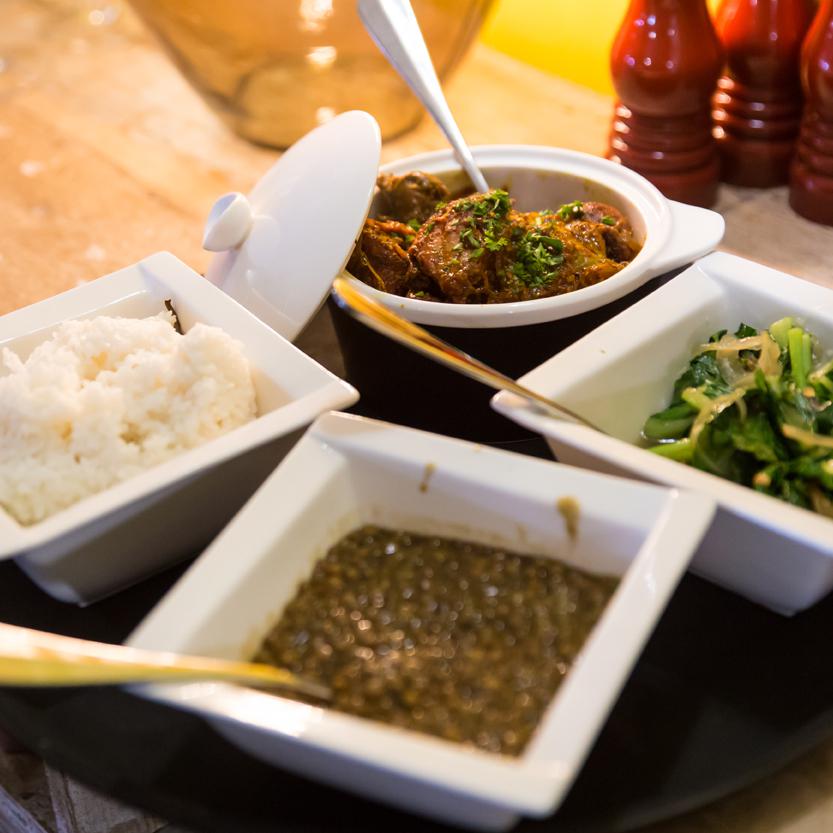 OQG RESTAURANT- PLAINE DES CAFRES - RÉUNION/ CHICKEN POT
